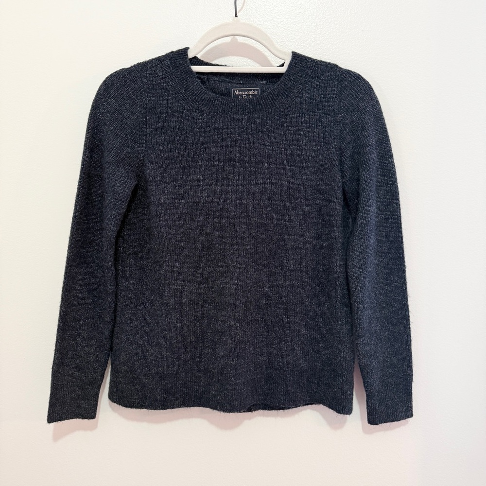 Abercrombie & Fitch‎ Split Back Sweater XS Blue